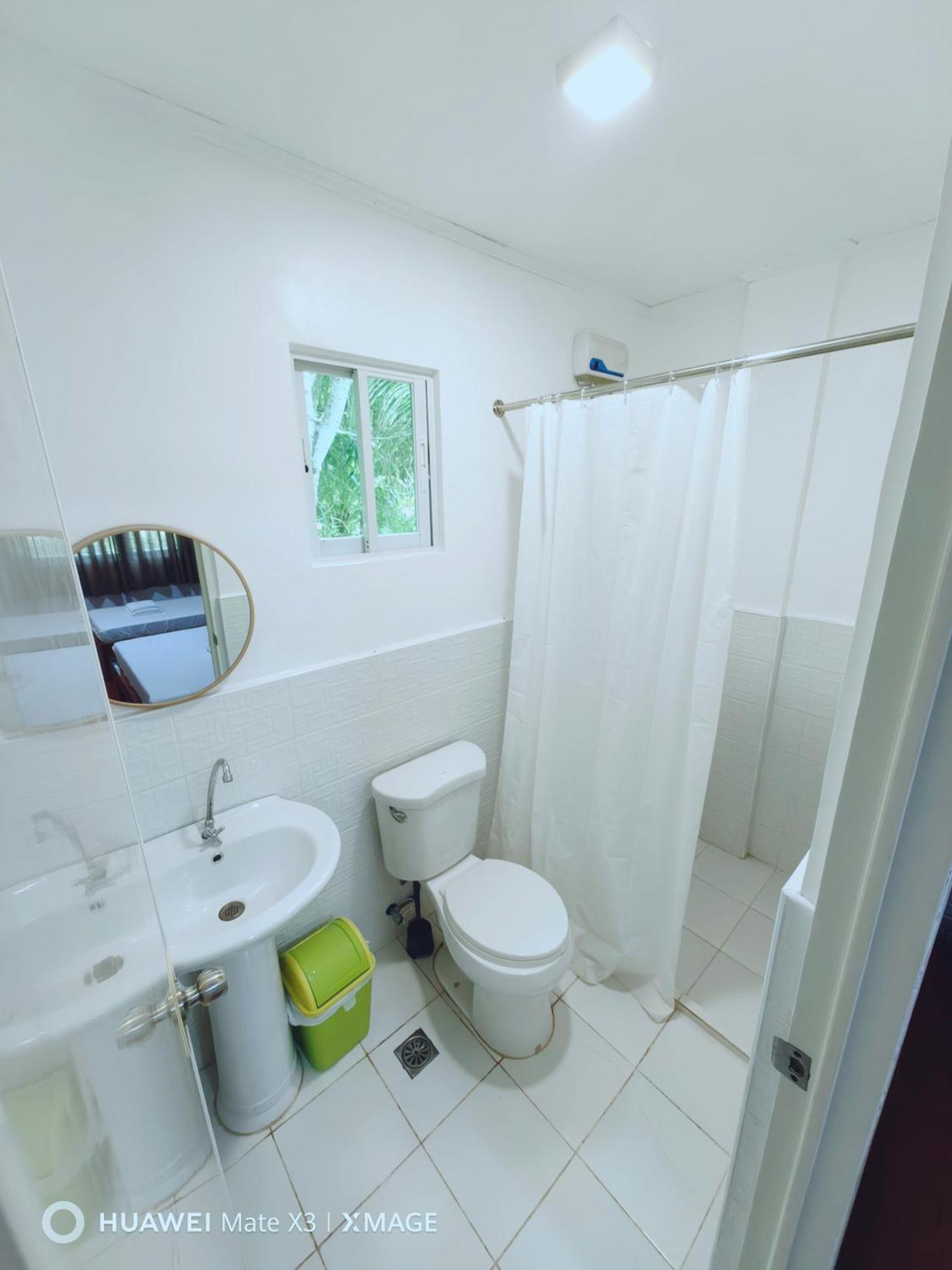 Medellin Seaview Inn Zewnętrze zdjęcie
