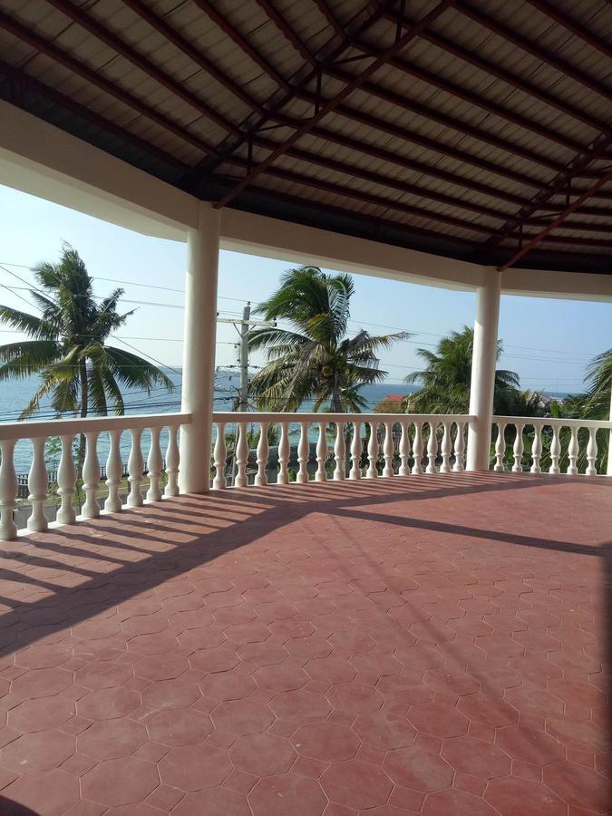 Medellin Seaview Inn Zewnętrze zdjęcie